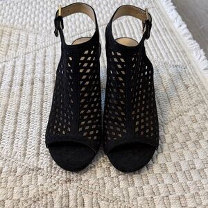Liz Claiborne Black Peep-Toe Heels